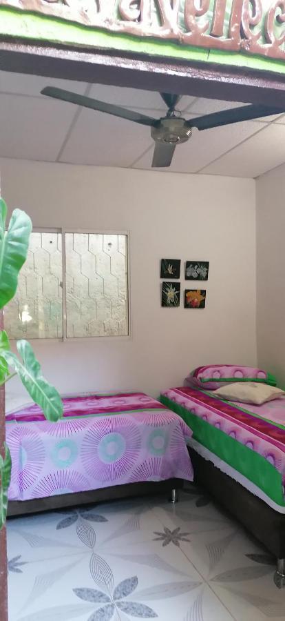 Hotel Turispanish 圣玛尔塔 外观 照片
